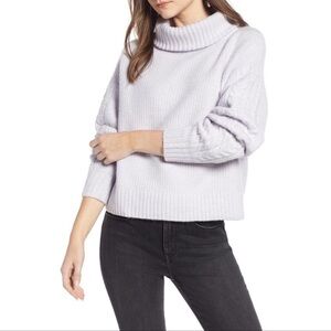SOMETHING NAVY Cropped Turtleneck Sweater with Cabled Sleeves in Purple Puff XXS